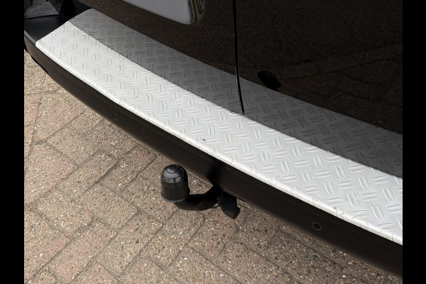 Peugeot Expert L3H1 2.0 BlueHDI 120 Premium Pack Zomerwielset op LMV | Dual-Zone Climate Control | Binnenspiegel d.m.v. Camera | Apple Carplay