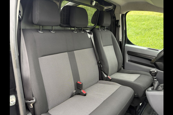 Peugeot Expert L3H1 2.0 BlueHDI 120 Premium Pack Zomerwielset op LMV | Dual-Zone Climate Control | Binnenspiegel d.m.v. Camera | Apple Carplay
