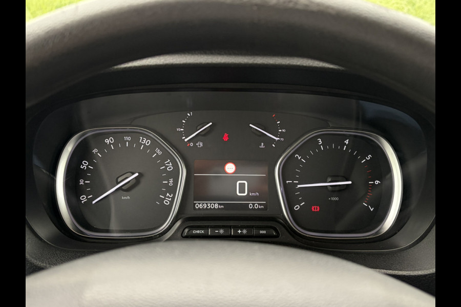 Peugeot Expert L3H1 2.0 BlueHDI 120 Premium Pack Zomerwielset op LMV | Dual-Zone Climate Control | Binnenspiegel d.m.v. Camera | Apple Carplay
