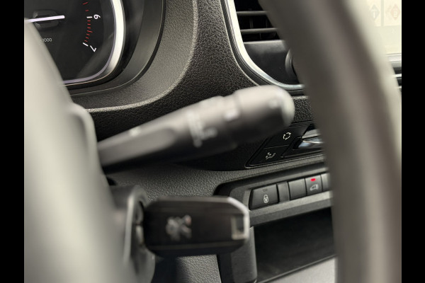 Peugeot Expert L3H1 2.0 BlueHDI 120 Premium Pack Zomerwielset op LMV | Dual-Zone Climate Control | Binnenspiegel d.m.v. Camera | Apple Carplay