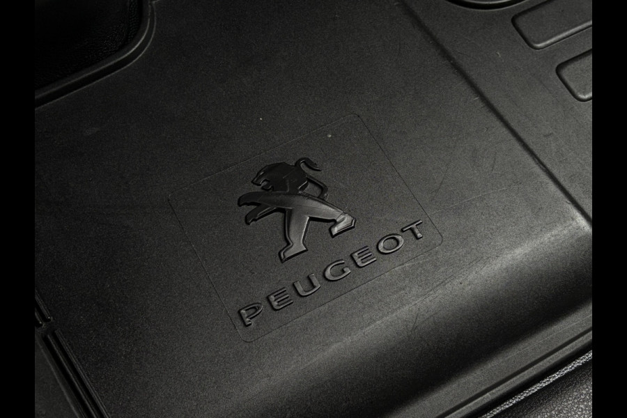 Peugeot Expert L3H1 2.0 BlueHDI 120 Premium Pack Zomerwielset op LMV | Dual-Zone Climate Control | Binnenspiegel d.m.v. Camera | Apple Carplay