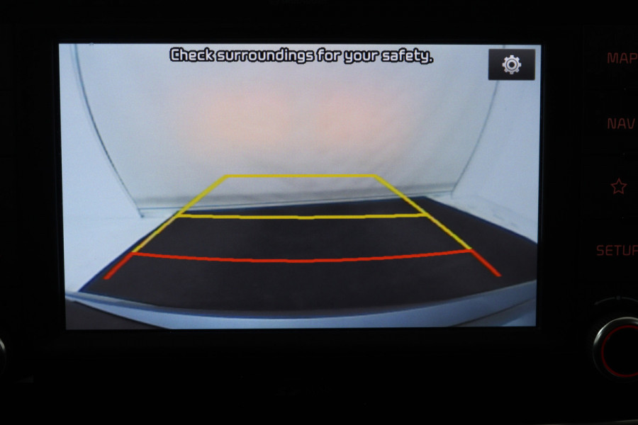 Kia Rio 1.0 TGDI DynamicPlusLine (ACHTERUITRIJCAMERA, CARPLAY, NAVIGATIE, CRUISE CONTROL, LANE-ASSIST)