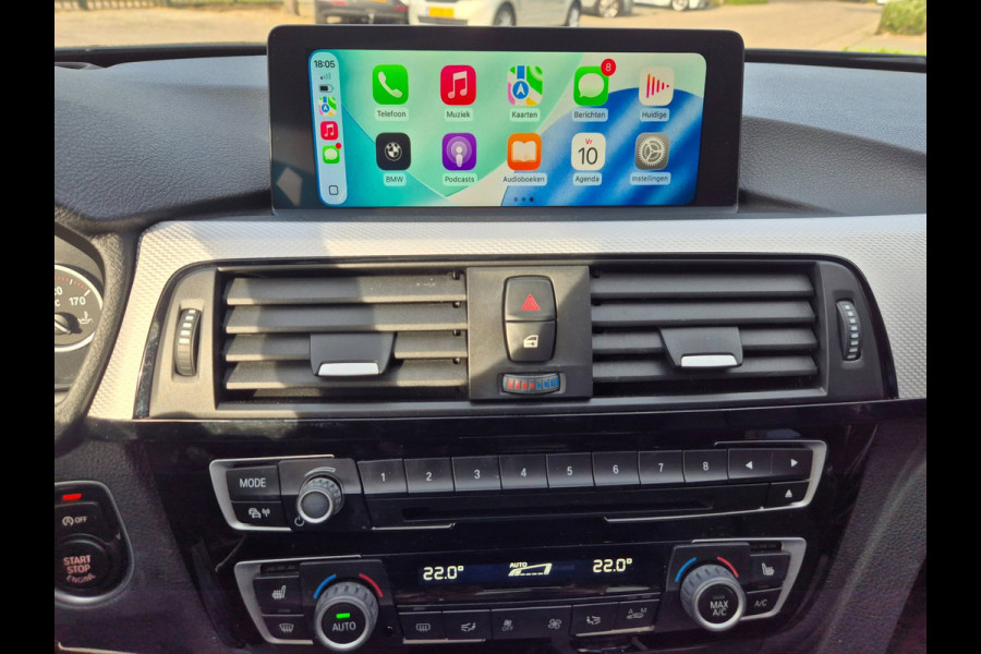 BMW 3-serie 330i M Sport Apple Pano CarPlay 360 Camera H&K 100% Dealer onderhouden 19inch M 330i High Executive