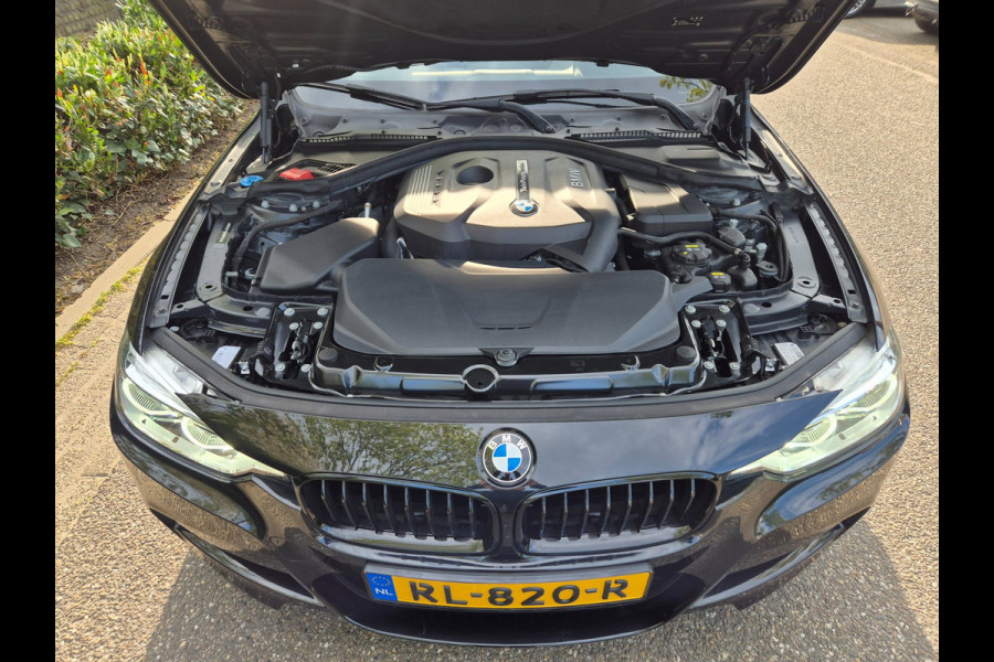 BMW 3-serie 330i M Sport Apple Pano CarPlay 360 Camera H&K 100% Dealer onderhouden 19inch M 330i High Executive