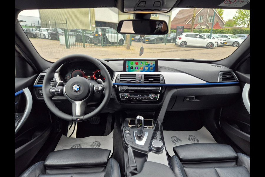 BMW 3 Serie Touring M Sport Apple CarPlay dig.dash Navi GR NAP NL Edition M Sport Shadow Executive