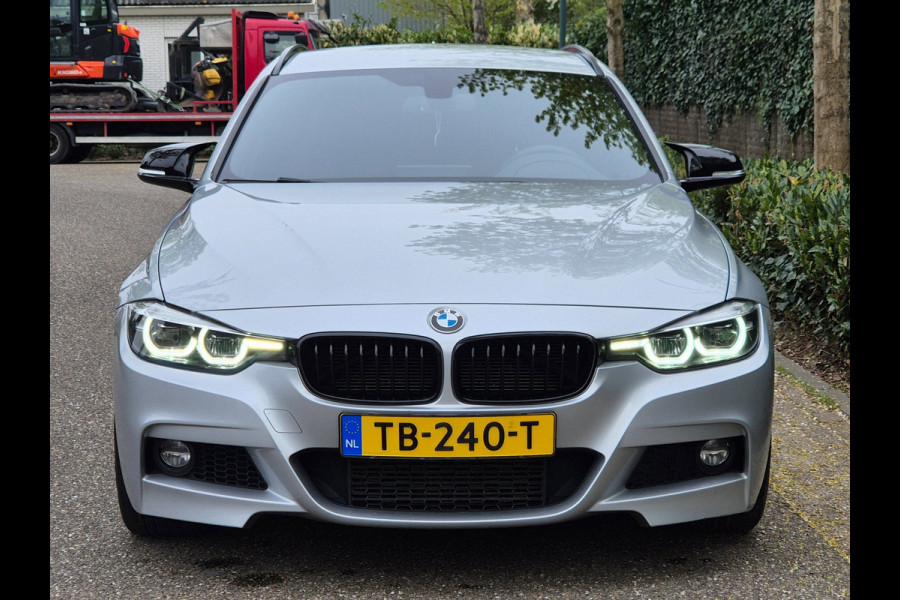 BMW 3 Serie Touring M Sport Apple CarPlay dig.dash Navi GR NAP NL Edition M Sport Shadow Executive