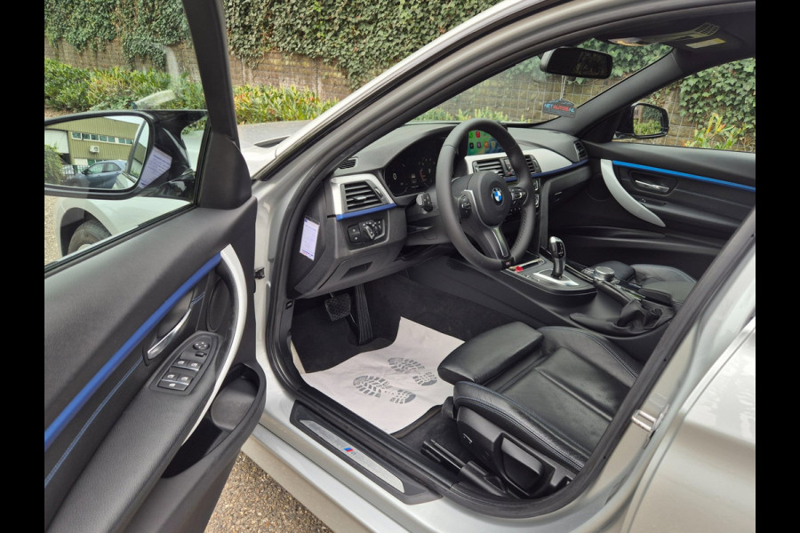 BMW 3 Serie Touring M Sport Apple CarPlay dig.dash Navi GR NAP NL Edition M Sport Shadow Executive