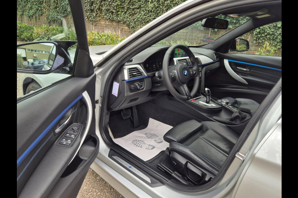 BMW 3 Serie Touring M Sport Apple CarPlay dig.dash Navi GR NAP NL Edition M Sport Shadow Executive