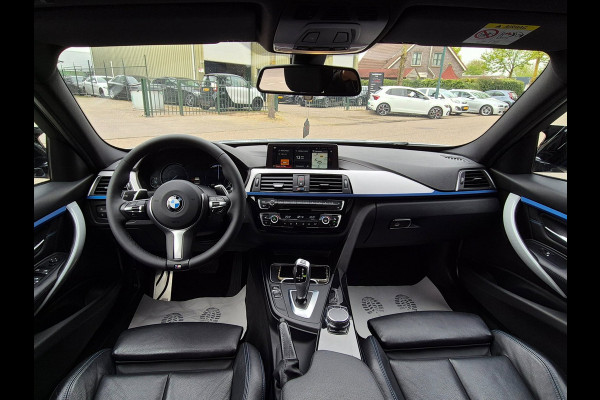 BMW 3 Serie Touring M Sport Apple CarPlay dig.dash Navi GR NAP NL Edition M Sport Shadow Executive
