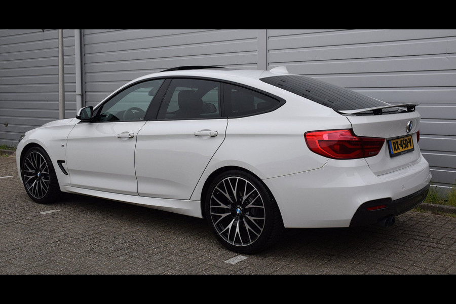 BMW 3-serie Gran Turismo 320i Corporate Lease High Executive*M-Pakket*Pano*HUD*H&K*Keyless*Trekhaak*Enz