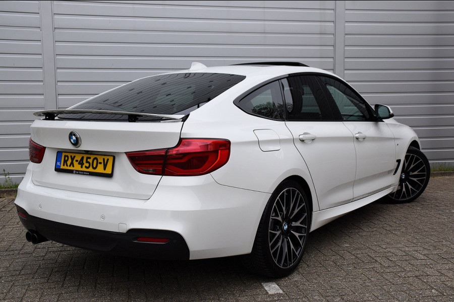 BMW 3-serie Gran Turismo 320i Corporate Lease High Executive*M-Pakket*Pano*HUD*H&K*Keyless*Trekhaak*Enz