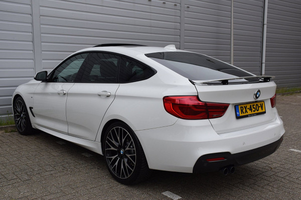 BMW 3-serie Gran Turismo 320i Corporate Lease High Executive*M-Pakket*Pano*HUD*H&K*Keyless*Trekhaak*Enz