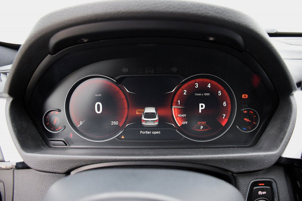 BMW 3-serie Gran Turismo 320i Corporate Lease High Executive*M-Pakket*Pano*HUD*H&K*Keyless*Trekhaak*Enz