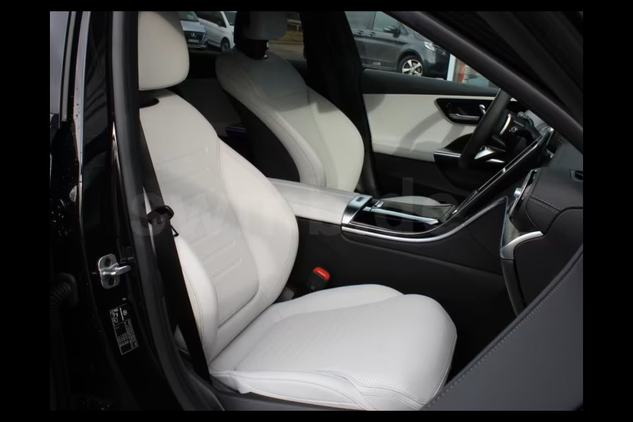 Mercedes-Benz C-Klasse Estate 300e AMG ** DIGI LED, NAVI+, DISTR, MEMORY, VERW. ST, NIGHT, ALARM ** 1e EIG - UNFALLFREI - Ex. MB-AG ** ** INFORMEER OOK NAAR ONZE AANTREKKELIJKE FINANCIAL-LEASE TARIEVEN **