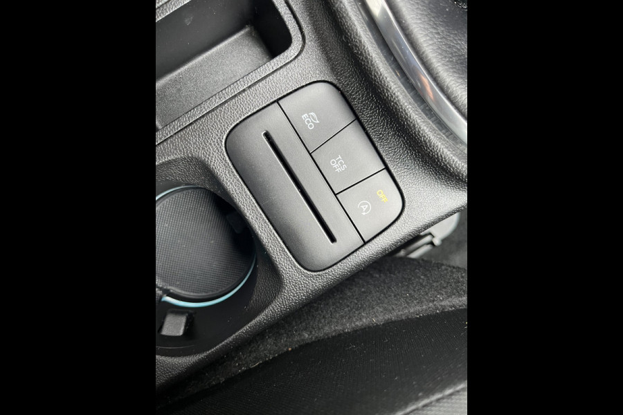 Ford Fiesta 1.0 EcoBoost ST-Line | Trekhaak | Spoiler | 18'' | Navigation Pack | Driver Assistance Pack | Climate | Cruise | Lichtpack | Zichtpack etc. etc.