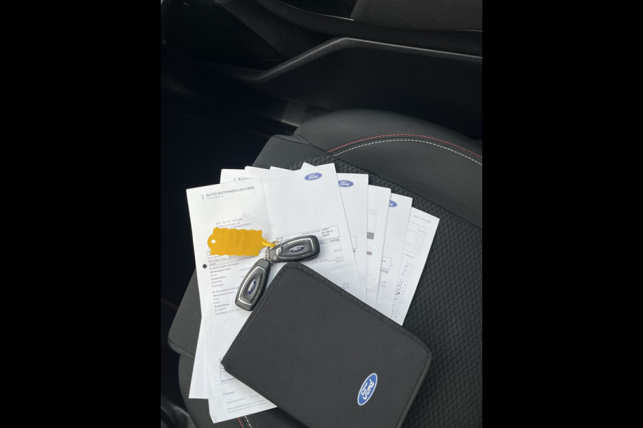 Ford Fiesta 1.0 EcoBoost ST-Line | Trekhaak | Spoiler | 18'' | Navigation Pack | Driver Assistance Pack | Climate | Cruise | Lichtpack | Zichtpack etc. etc.