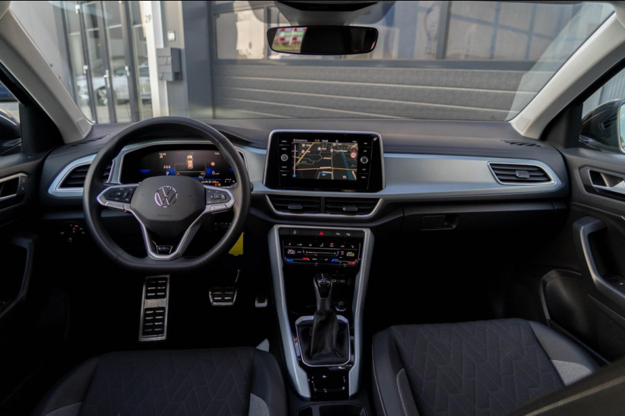 Volkswagen T-Roc 1.5 TSI Goal Edition PDC|Stoelverwarming|Carplay|Dodehoeksensor|ACC|LMV