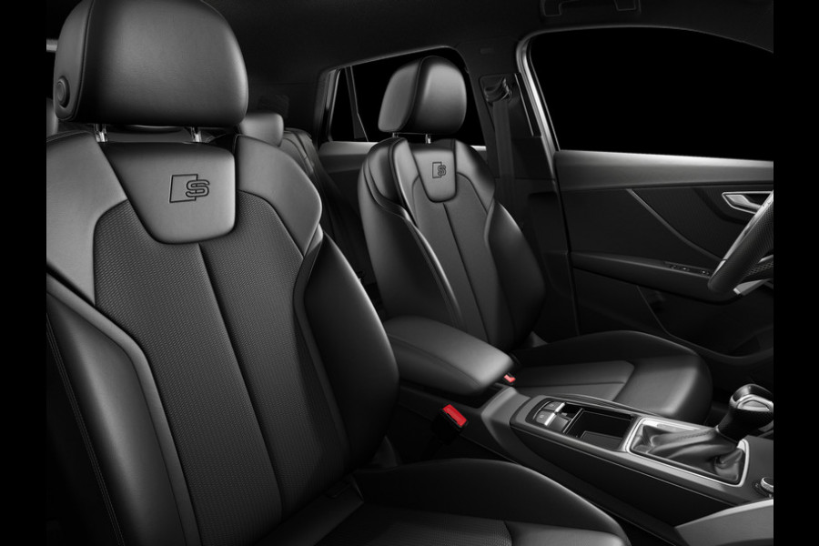 Audi Q2 S edition 35 TFSI 150 pk 7 vers | Assistentiepakket parking | Stoelverwarming voorin | Privacy glas | S line-bumpers contrastkleur |