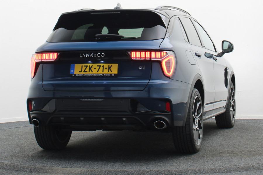 Lynk & Co 01 1.5 Plug-in Hybrid 360° Camera, Panoramadak, Zwarte hemel, ACC, Keyless, PDC, LED, 20''