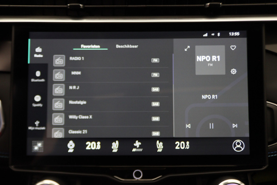 Lynk & Co 01 1.5 Plug-in Hybrid 360° Camera, Panoramadak, Zwarte hemel, ACC, Keyless, PDC, LED, 20''