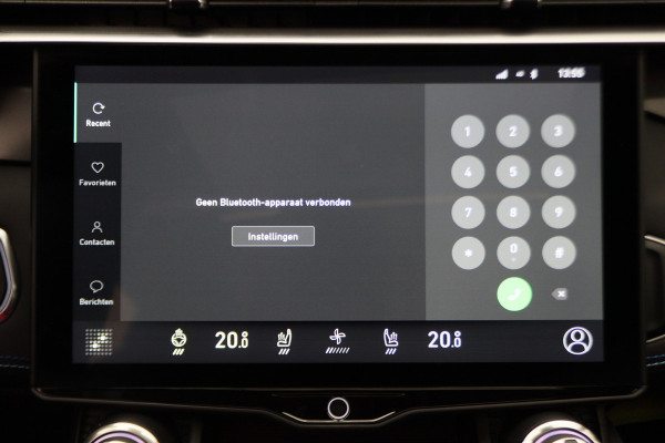 Lynk & Co 01 1.5 Plug-in Hybrid 360° Camera, Panoramadak, Zwarte hemel, ACC, Keyless, PDC, LED, 20''
