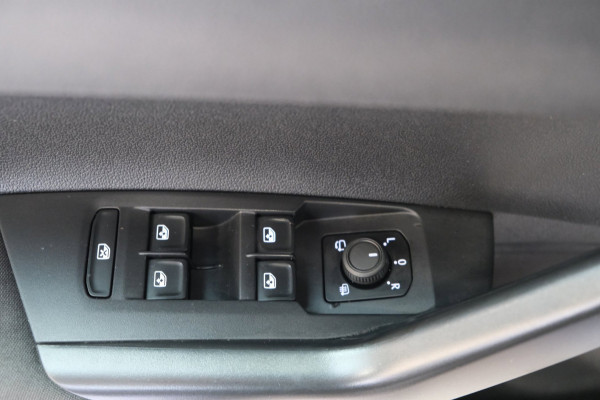 Volkswagen Taigo 1.0 TSI Life - N.A.P. Airco, Cruise, PDC, Carplay, Virtual Display.