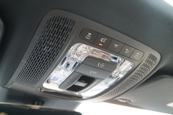 Mercedes-Benz CLA-Klasse Shooting Brake AMG *FACELIFT* + BURMESTER / 360° / HEAD-UP / MEMORY