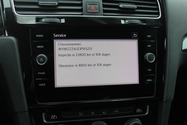 Volkswagen Golf 1.0 TSI Comfortline / Camera / CarPlay / 16'' / Navigatie / Parkeerhulp V+A / Getint glas / DAB / ACC