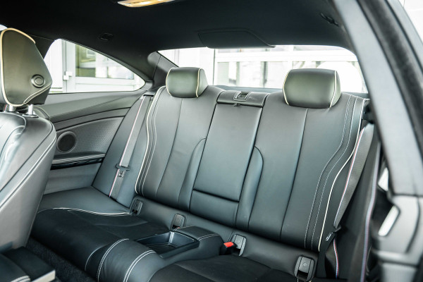 BMW 4 Serie Coupé 420i High Executive