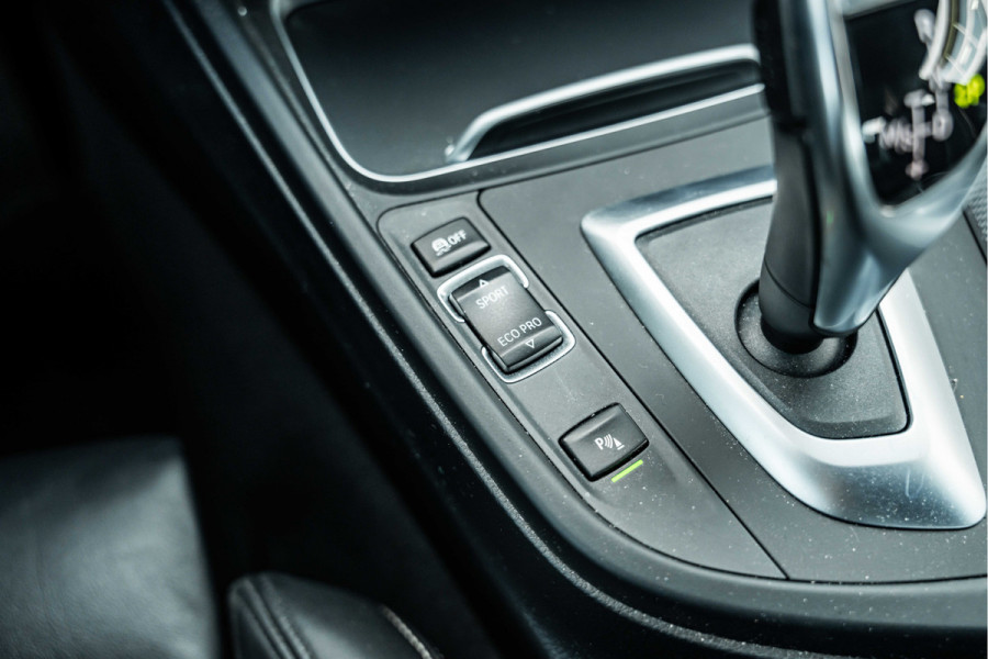 BMW 4 Serie Coupé 420i High Executive