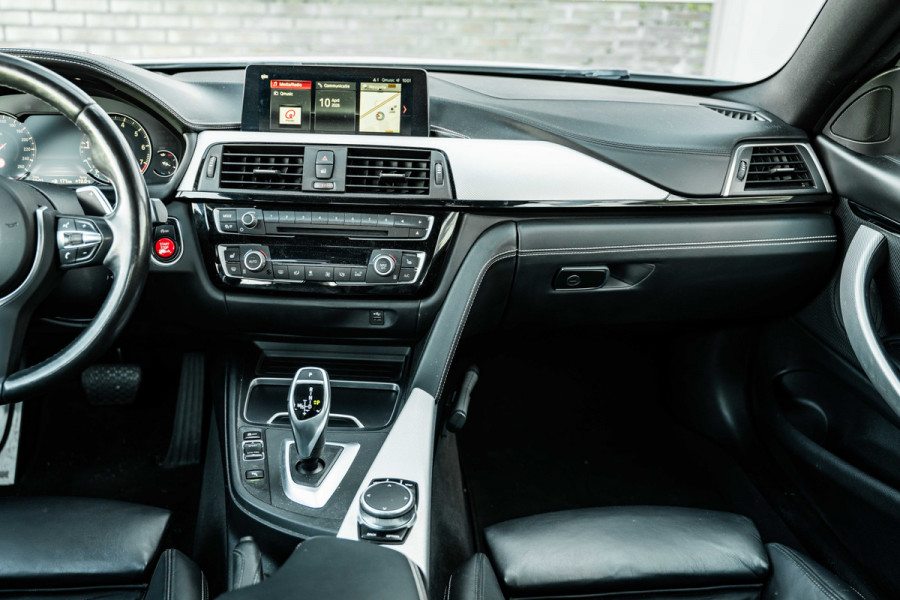 BMW 4 Serie Coupé 420i High Executive