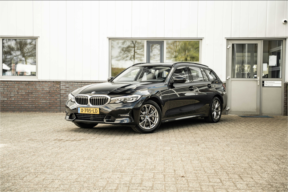 BMW 3 Serie Touring 330e High Executive