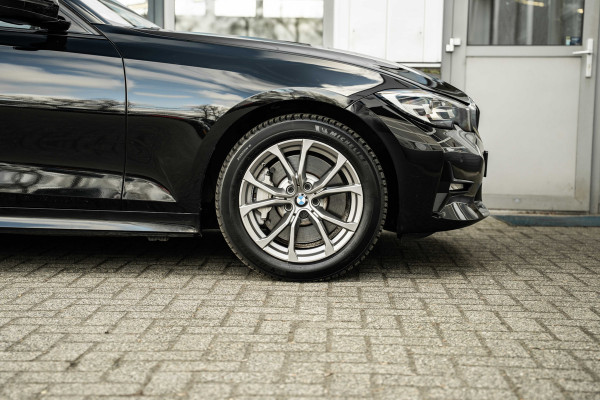 BMW 3 Serie Touring 330e High Executive