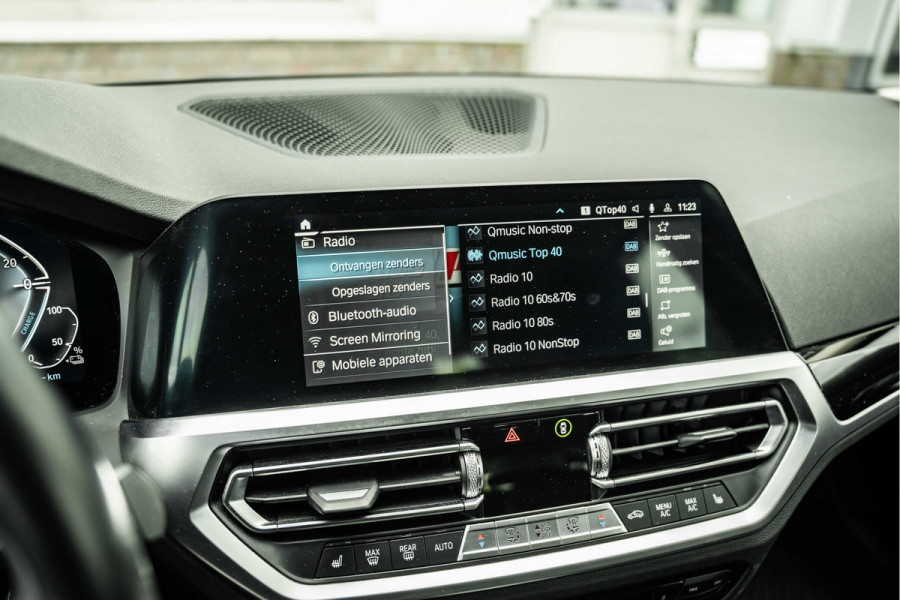 BMW 3 Serie Touring 330e High Executive