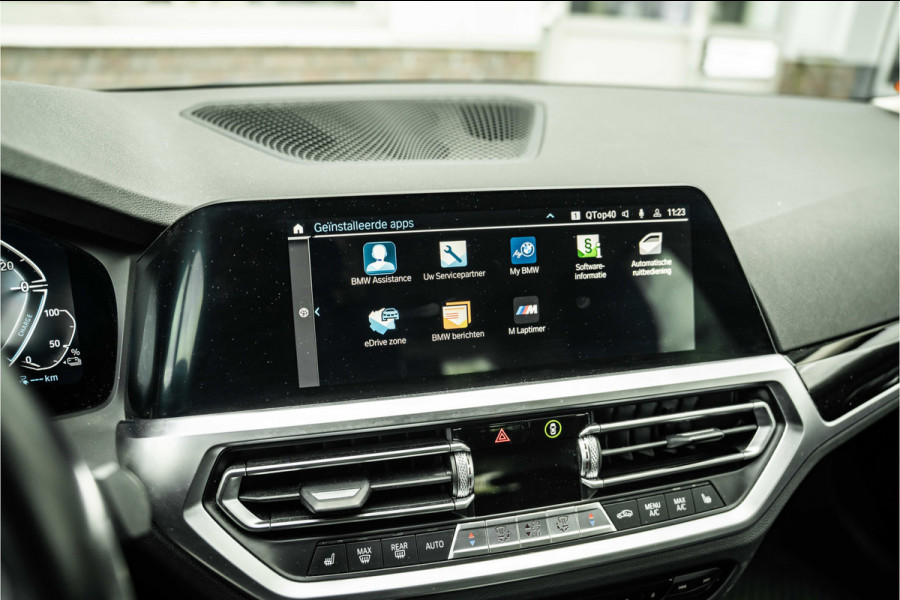 BMW 3 Serie Touring 330e High Executive