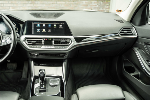 BMW 3 Serie Touring 330e High Executive