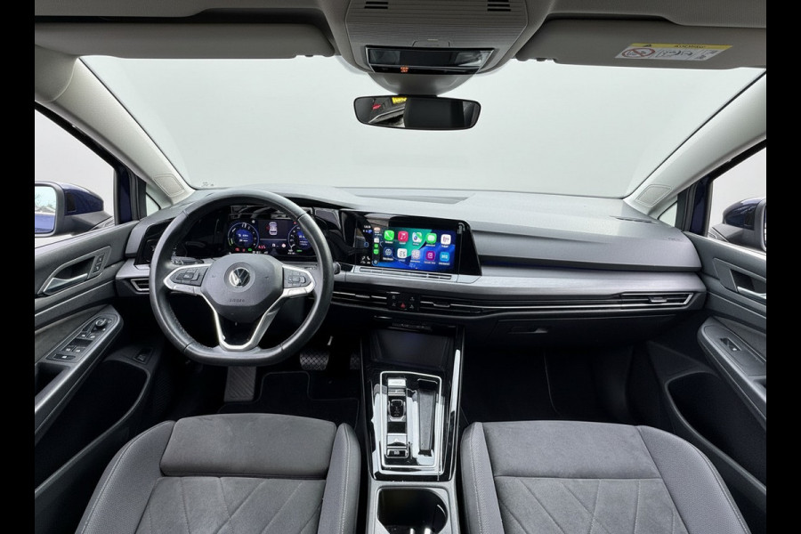 Volkswagen Golf 1.4 eHybrid 204PK DSG STYLE CAMERA/CARPLAY/STUURVERW.