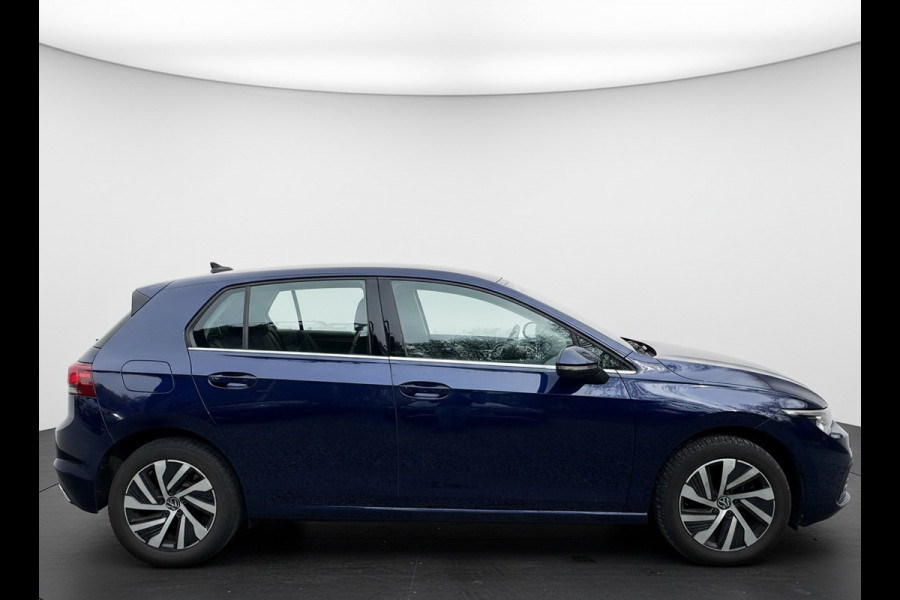 Volkswagen Golf 1.4 eHybrid 204PK DSG STYLE CAMERA/CARPLAY/STUURVERW.