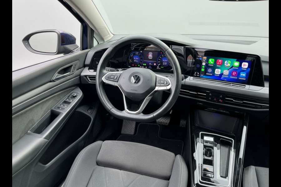 Volkswagen Golf 1.4 eHybrid 204PK DSG STYLE CAMERA/CARPLAY/STUURVERW.