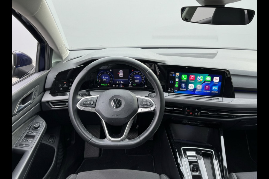 Volkswagen Golf 1.4 eHybrid 204PK DSG STYLE CAMERA/CARPLAY/STUURVERW.