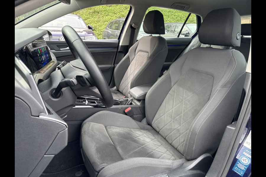 Volkswagen Golf 1.4 eHybrid 204PK DSG STYLE CAMERA/CARPLAY/STUURVERW.