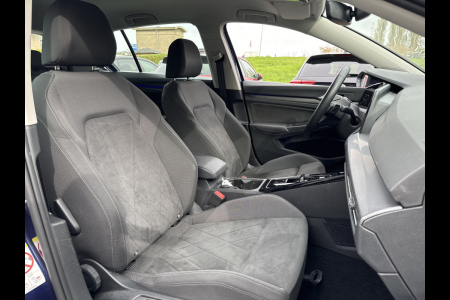 Volkswagen Golf 1.4 eHybrid 204PK DSG STYLE CAMERA/CARPLAY/STUURVERW.