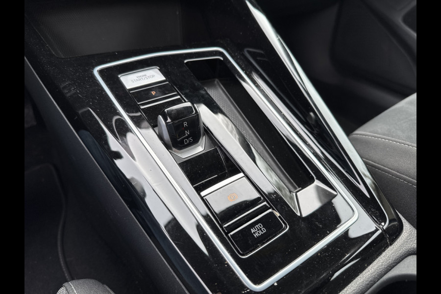 Volkswagen Golf 1.4 eHybrid 204PK DSG STYLE CAMERA/CARPLAY/STUURVERW.