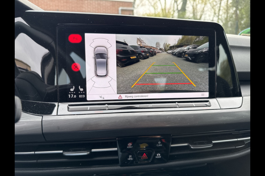 Volkswagen Golf 1.4 eHybrid 204PK DSG STYLE CAMERA/CARPLAY/STUURVERW.