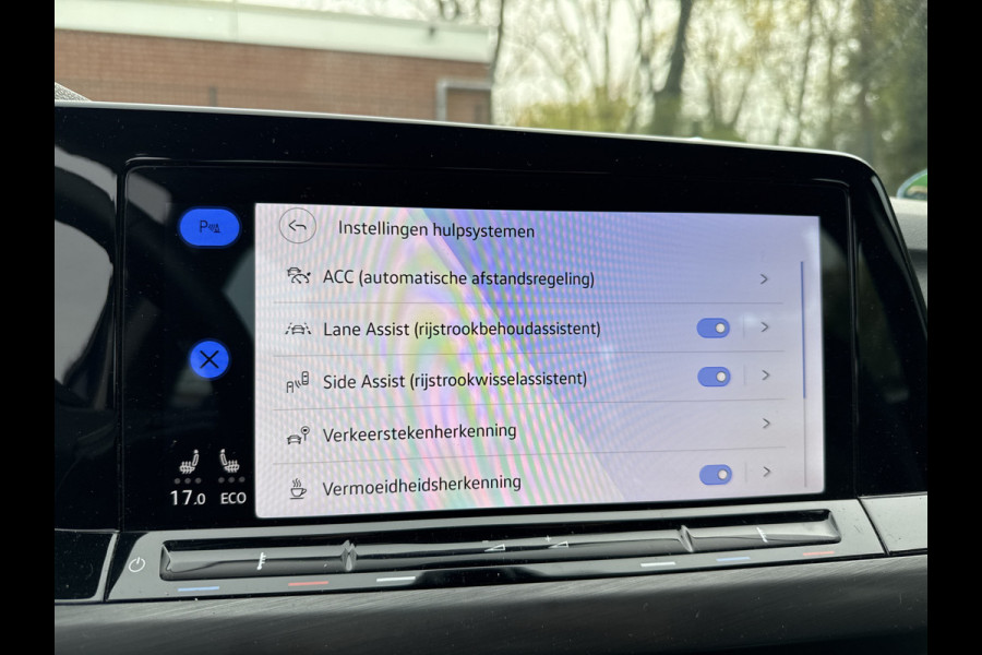 Volkswagen Golf 1.4 eHybrid 204PK DSG STYLE CAMERA/CARPLAY/STUURVERW.