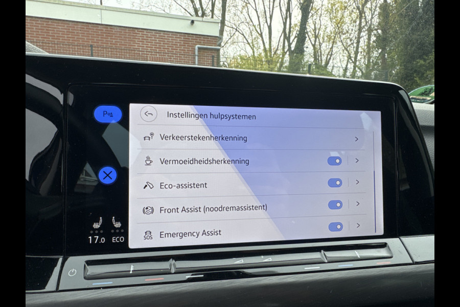 Volkswagen Golf 1.4 eHybrid 204PK DSG STYLE CAMERA/CARPLAY/STUURVERW.