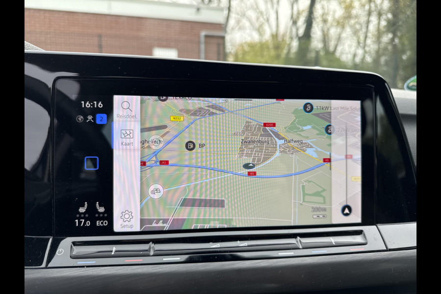 Volkswagen Golf 1.4 eHybrid 204PK DSG STYLE CAMERA/CARPLAY/STUURVERW.