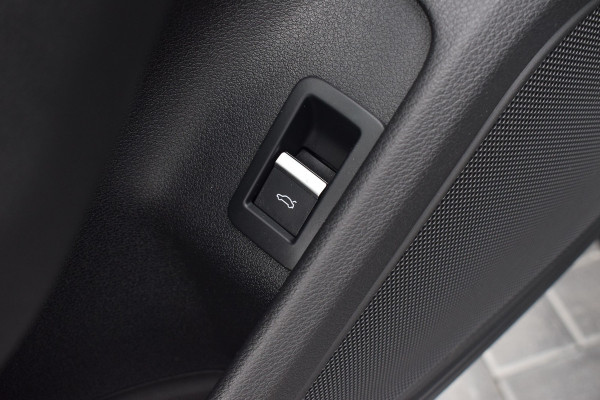 Audi A4 Avant 1.4 TFSI 150pk S-line Navi | PDC | LED | 18"