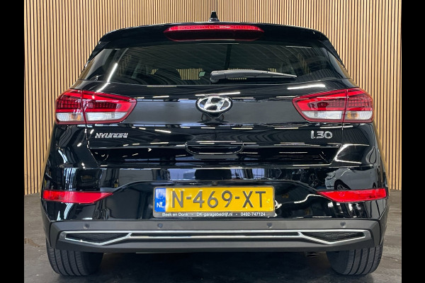 Hyundai i30 1.5 T-GDi MHEV Premium|AUTOMAAT|FULL OPTION|LEDER|ACC|ELEK.INTERIEUR|STUURVERW+STOELVERW.+VENT|APPLE CARPLAY|CAMERA|NL