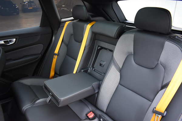 Volvo XC60 T8 455pk Plug-in Hybrid AWD Polestar Engineered / Google infotaiment / Adaptieve cruise control / BLIS/ Panoramamisch schuif-kanteldak / Stoel- en stuurwielverwarming / Apple Carplay / Head-up display / Gelamineerde ramen / 22"Velgen / Bowers & Wilkins audio /